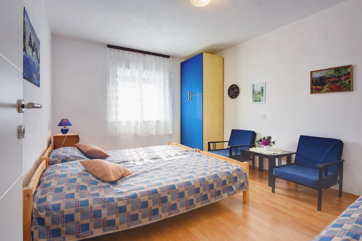 Apartment Zajec Premantura Bagian luar foto