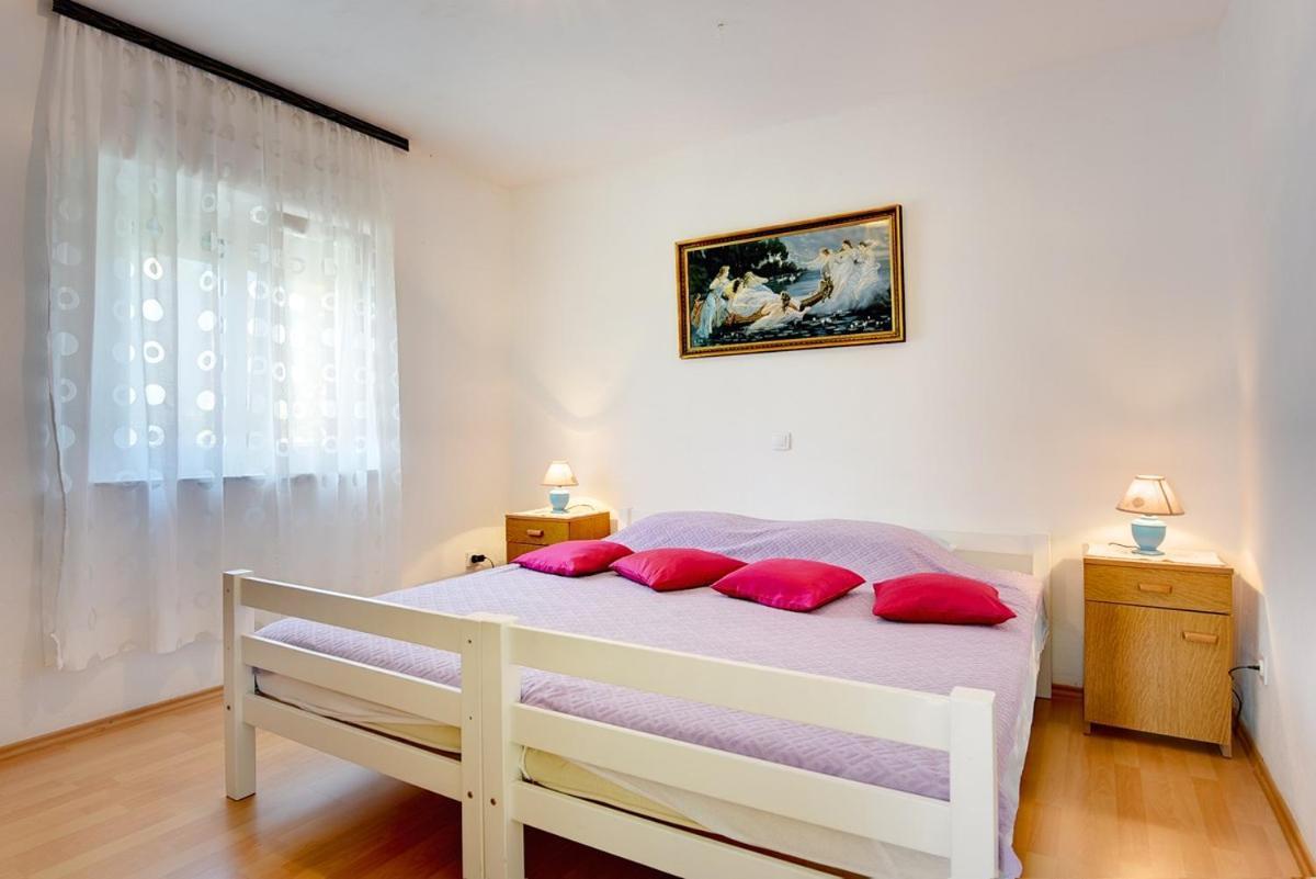 Apartment Zajec Premantura Bagian luar foto